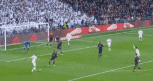 [中超]第30轮：大连英博0-1上海海港 集锦