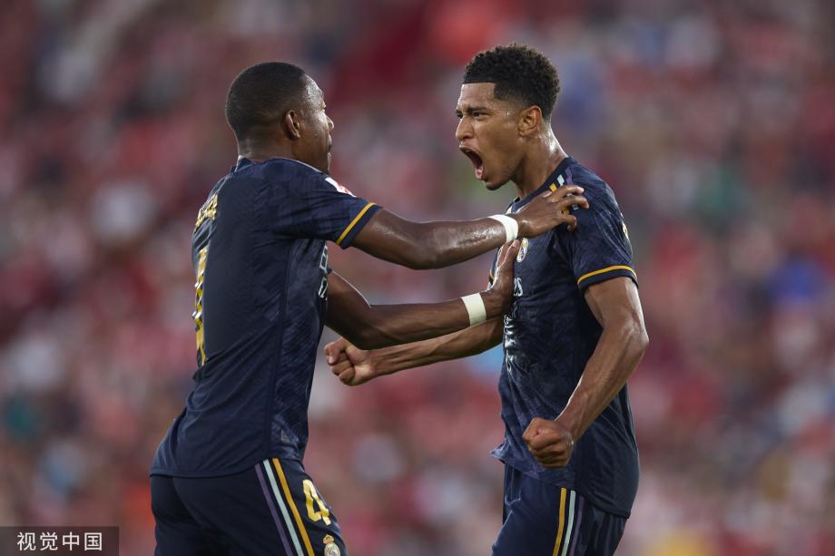 报告老板，现在就加班！《职场浮生记》抢先体验版现已上线